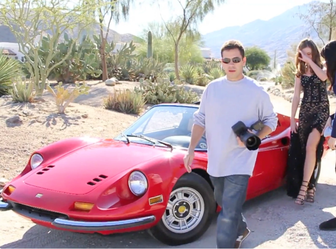 Behind the scenes of a Jeff Linett photo shoot